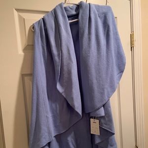 Versatile shawl vest